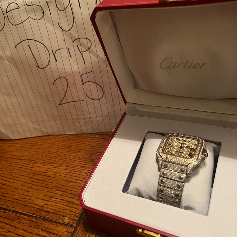 Cartier Santos 40MM Two Tone Yellow Gold Watch 11.5 carats 
D-E color ,Si to Vs